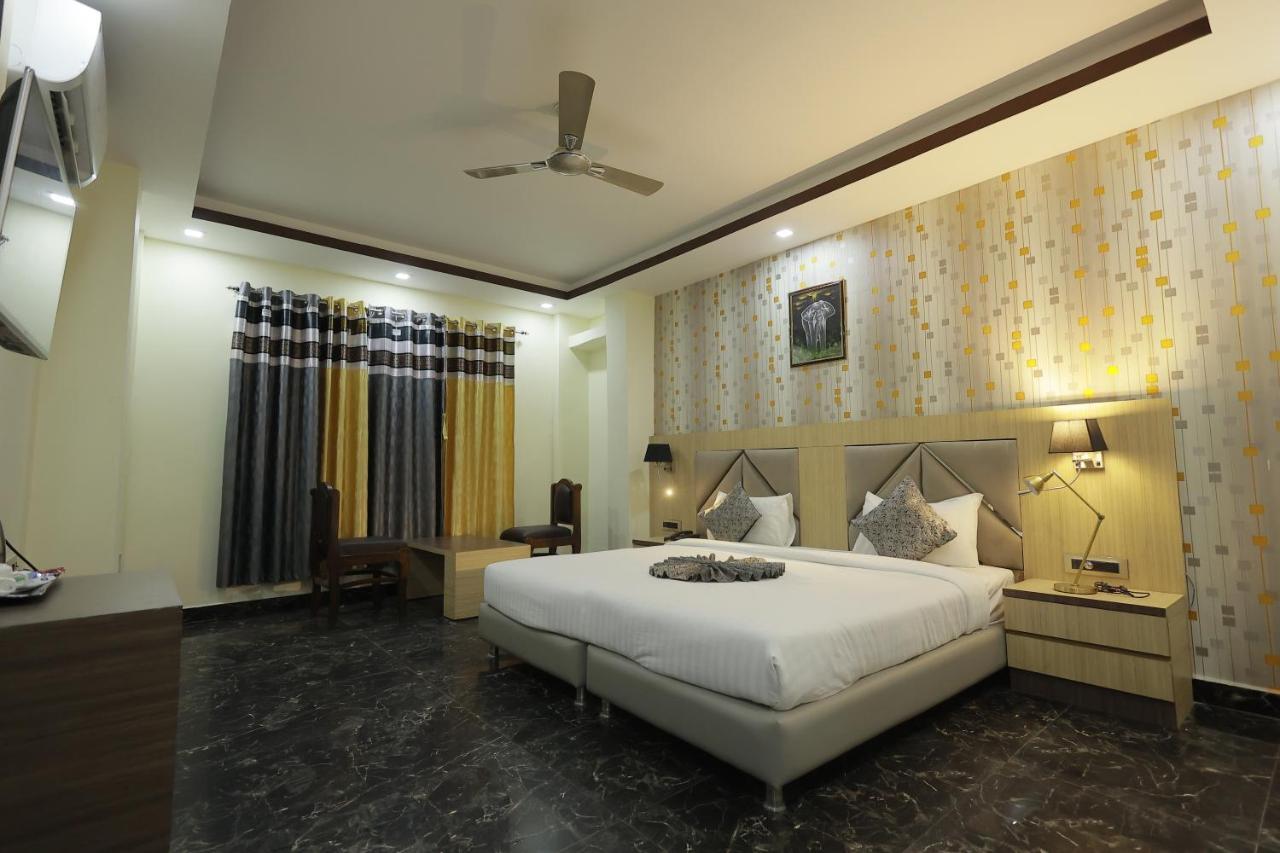 The Bodhi Palace Resort Exterior photo