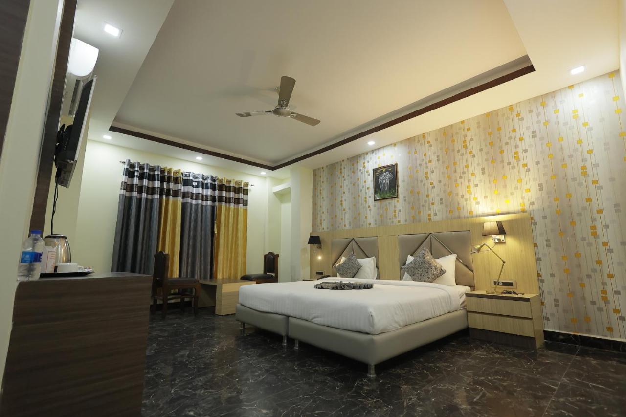 The Bodhi Palace Resort Exterior photo